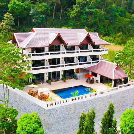 Aksarai Hotel Patong Extérieur photo