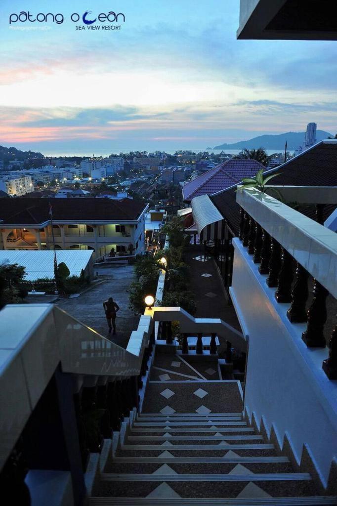 Aksarai Hotel Patong Extérieur photo
