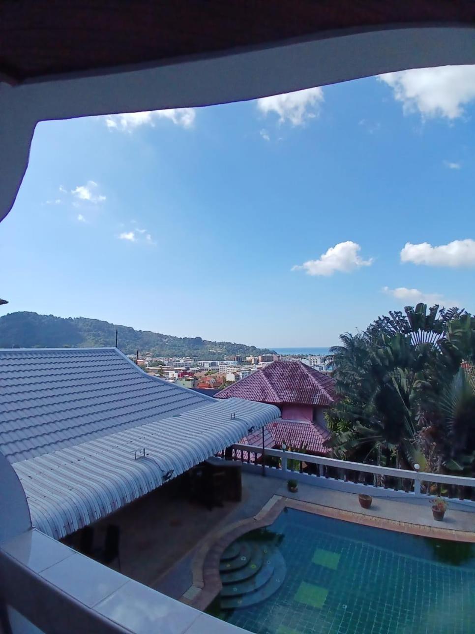 Aksarai Hotel Patong Extérieur photo