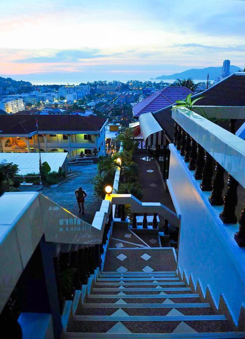 Aksarai Hotel Patong Extérieur photo