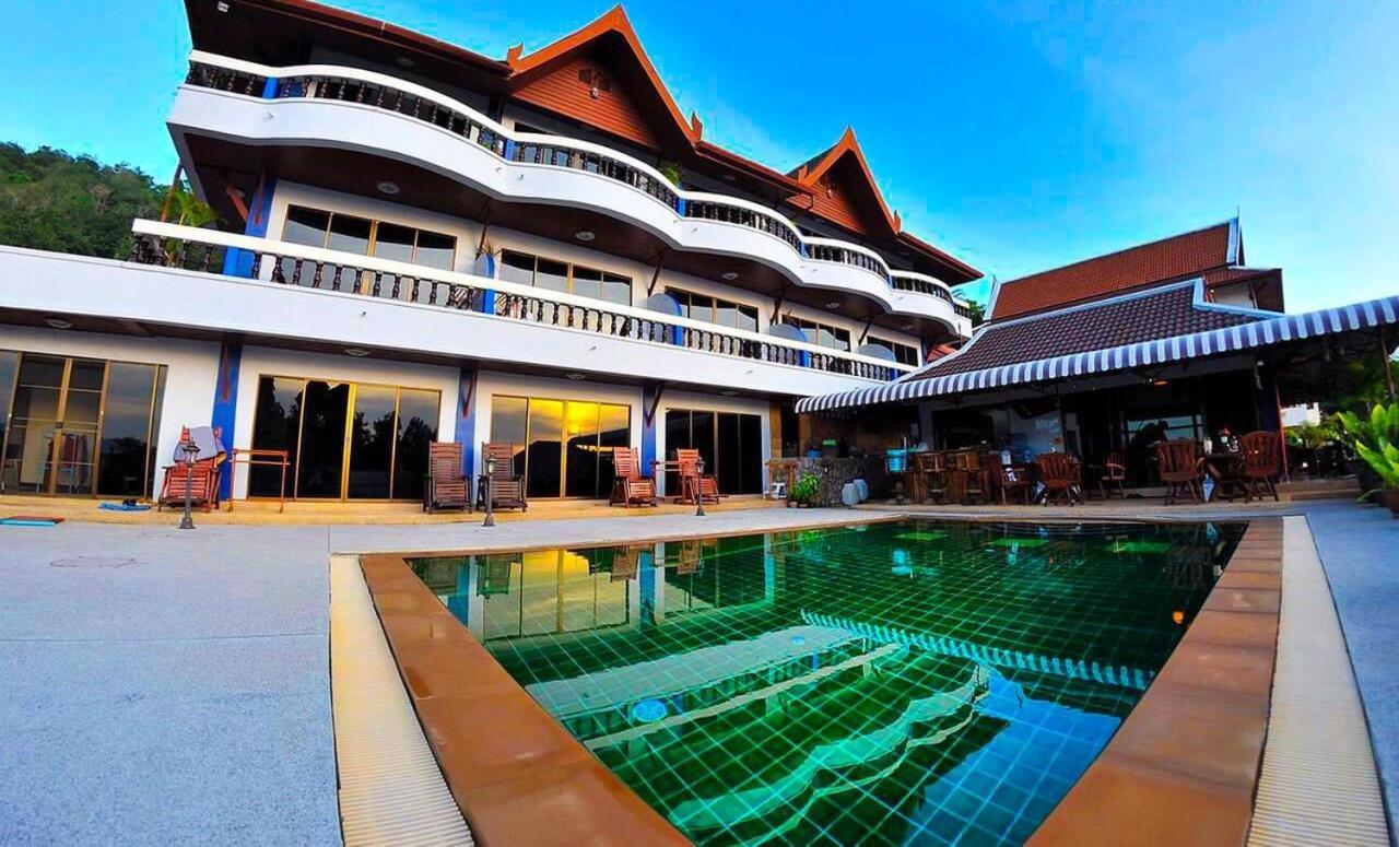 Aksarai Hotel Patong Extérieur photo
